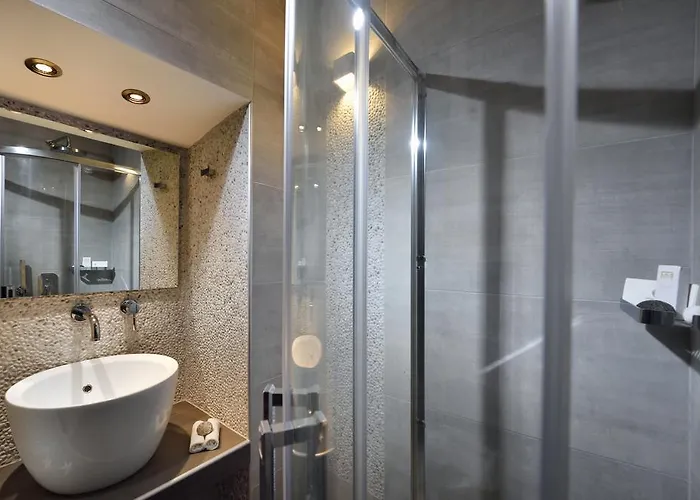 Nazos 1 Mykonos Town